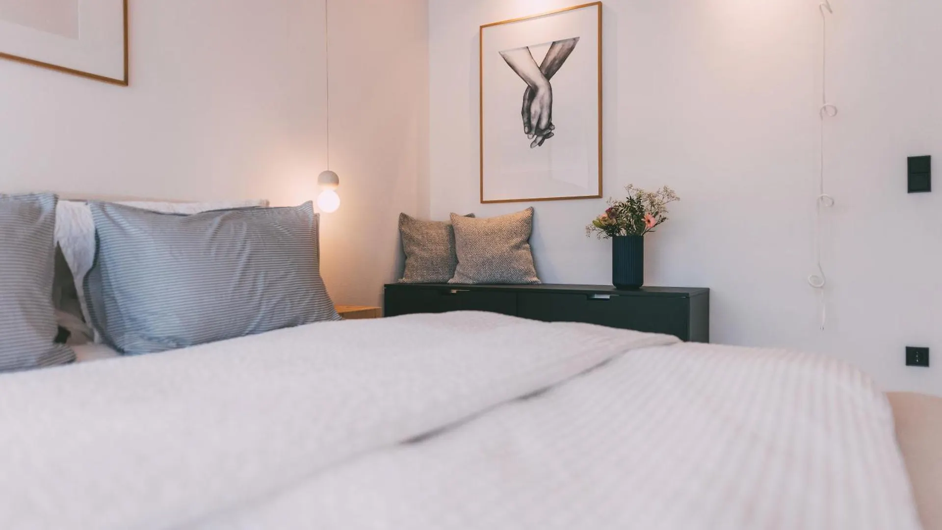 Homestay Zentrales Zimmer Mit Bergblick In Bewohnter Eigentumswohnung Garmisch-Partenkirchen